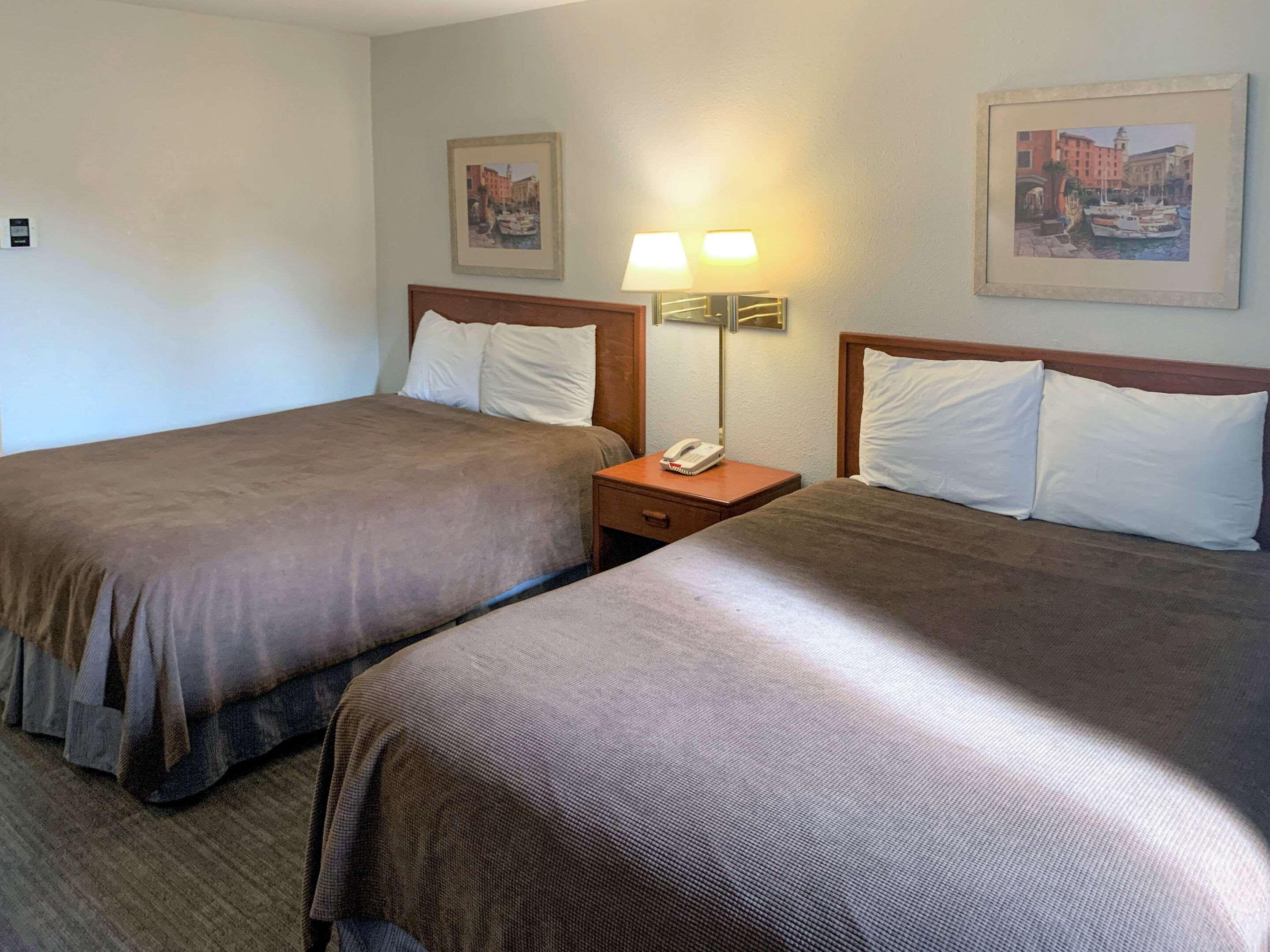 Rodeway Inn Sacramento-University Area Экстерьер фото