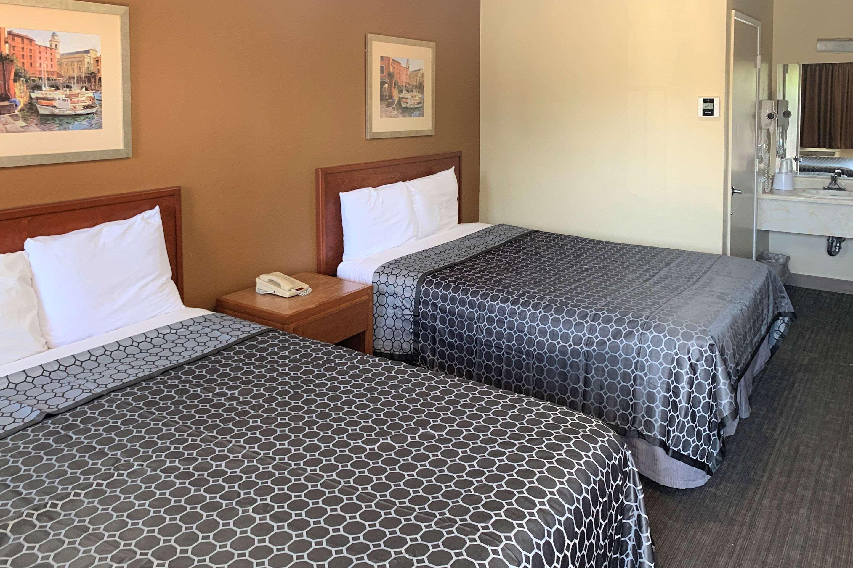 Rodeway Inn Sacramento-University Area Экстерьер фото