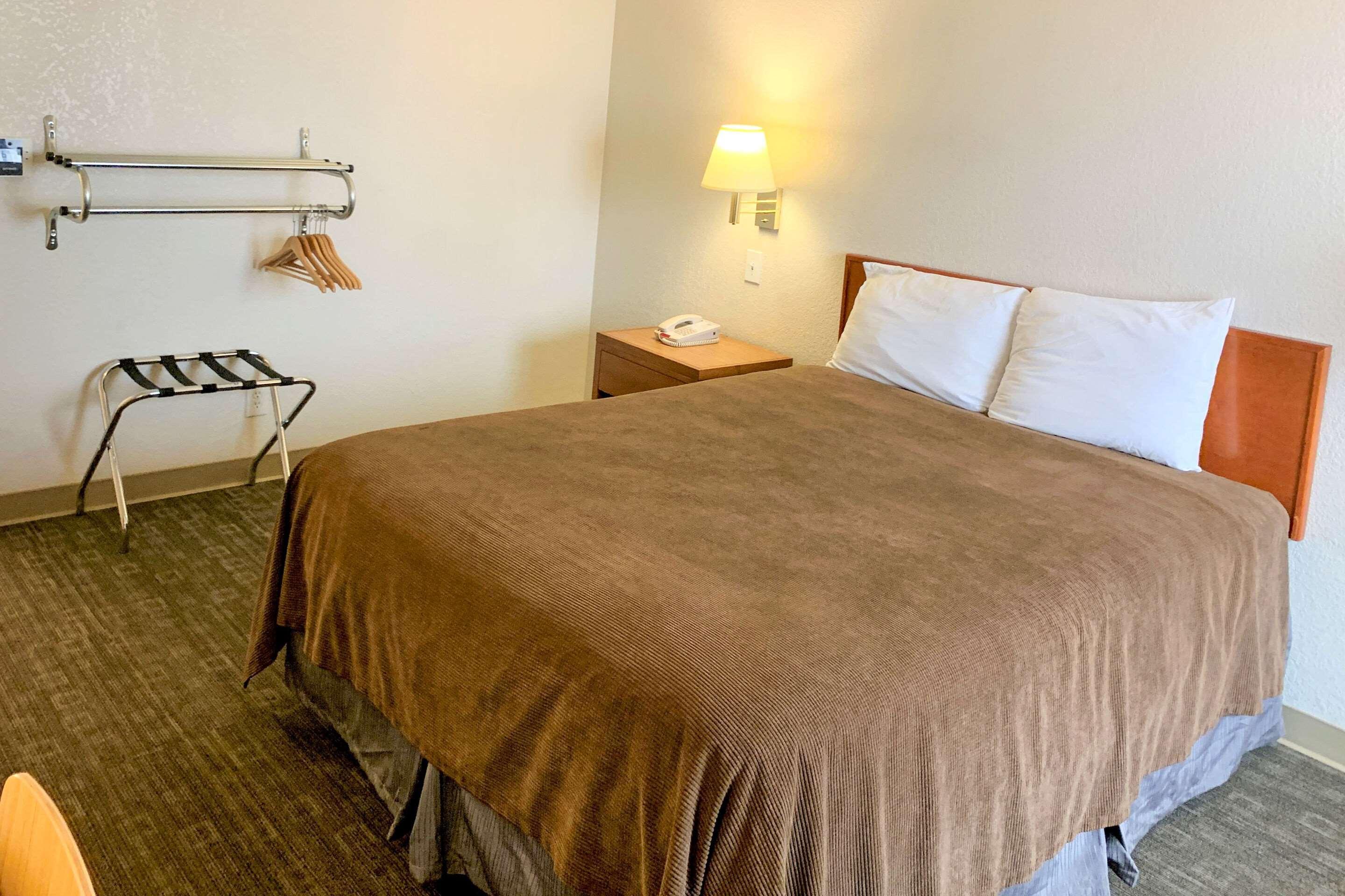 Rodeway Inn Sacramento-University Area Экстерьер фото