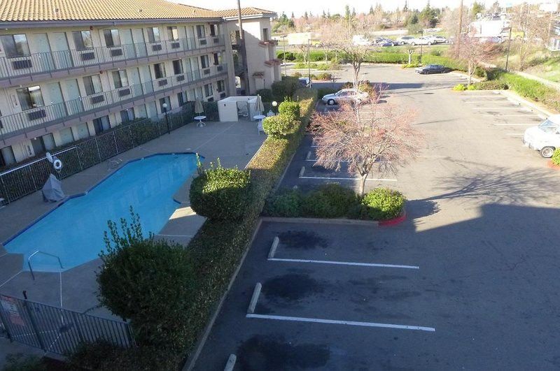 Rodeway Inn Sacramento-University Area Экстерьер фото